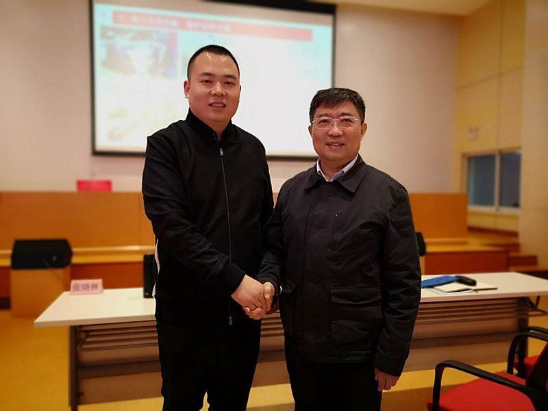 豫商赴滬，共研發(fā)展│許明月董事長參加民建河南省企業(yè)家會員班培訓(xùn)